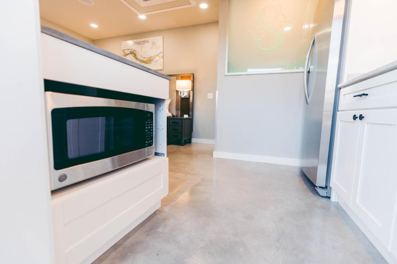 River Sirens Hotel-Contactless Check In Hotel Washington エクステリア 写真