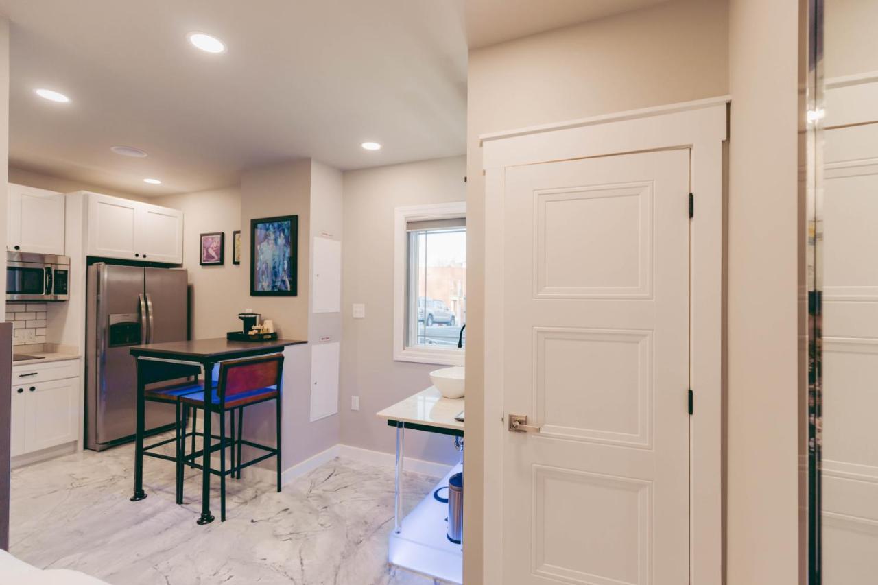 River Sirens Hotel-Contactless Check In Hotel Washington エクステリア 写真